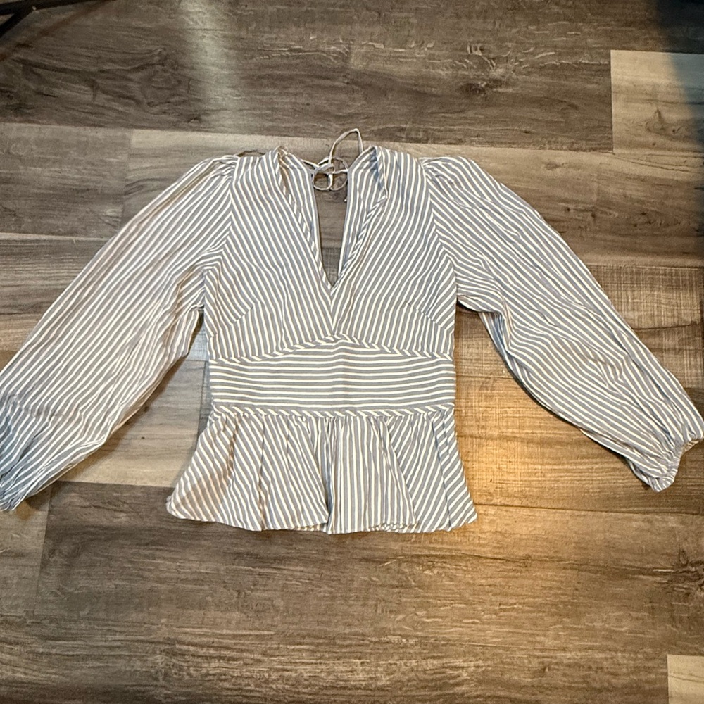 White House Black Market Black and White Peplum Tie Front Blouse
